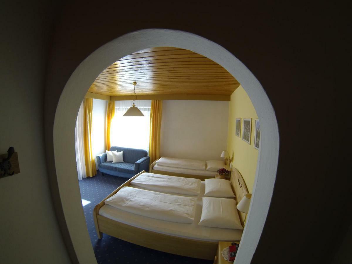 Pension Appartement Santl Antholz Niedertal Exterior foto